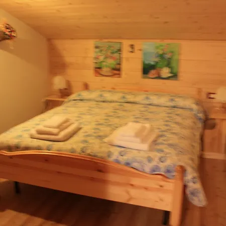 Semesterbostad Diffuso Faller